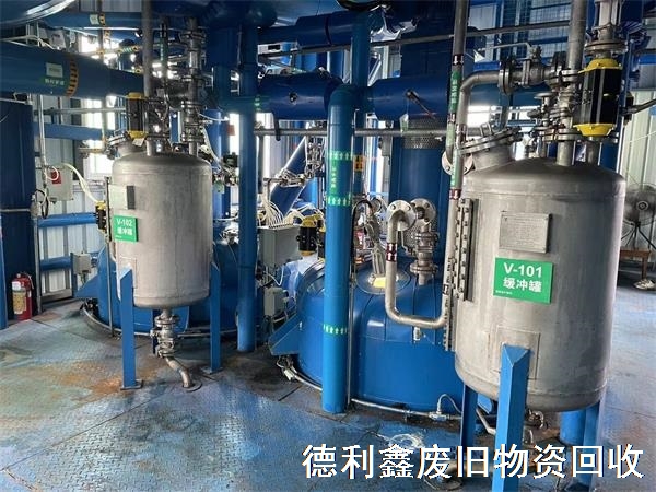化工整體設(shè)備回收，淘汰反應(yīng)釜回收，免費(fèi)拆除